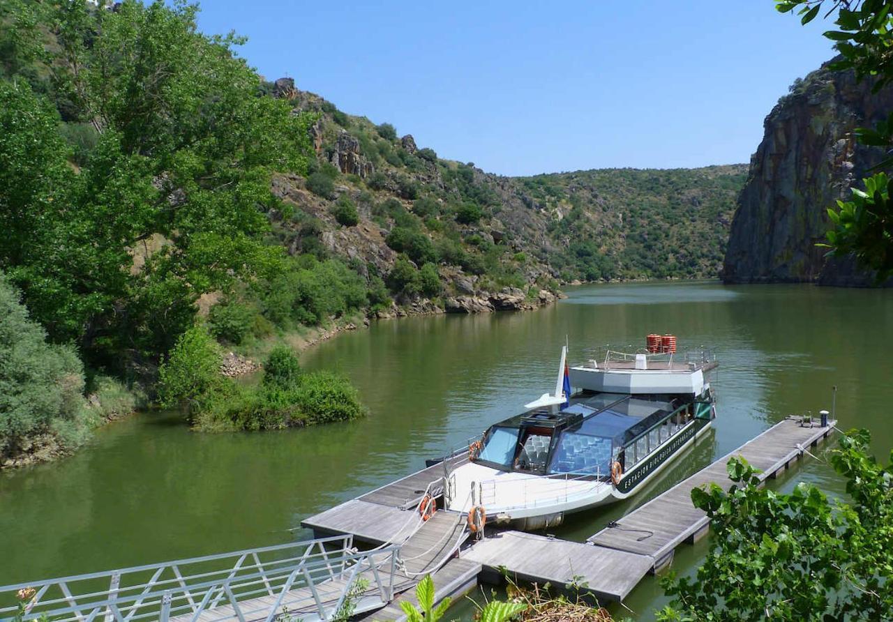 Hostal Arribes Del Duero Fermoselle Exterior photo